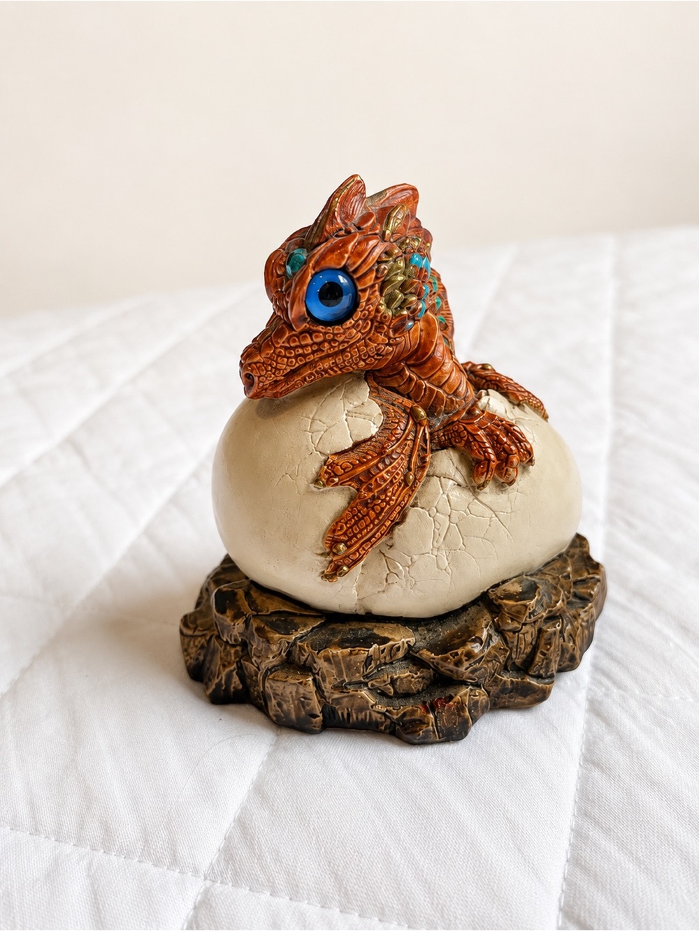 Vintage Windstone Editions Hatching Dragon Egg Figurine Blue Eyes Fantasy Decor